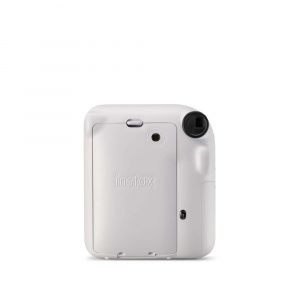 online-and-social-230111-instax-mini-12-clay-white-back-no-photo-0135-stack
